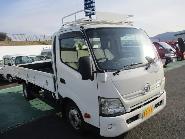 トヨタ トヨエース SKG-XZC710(2WD)の写真5
