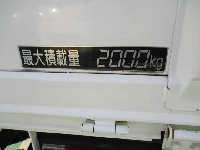 トヨタ トヨエース SKG-XZC710(2WD)の写真9