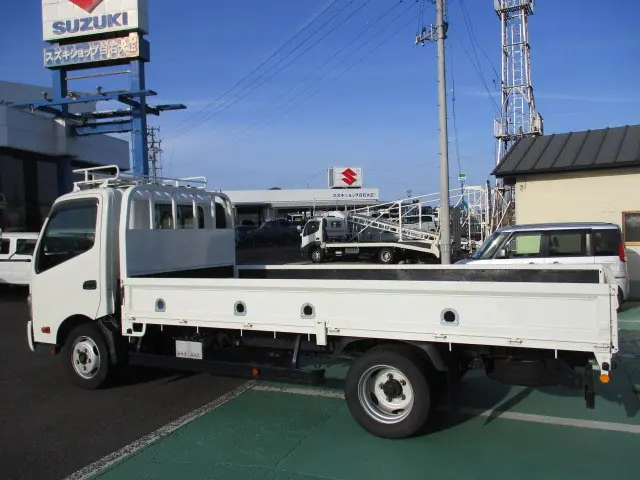 トヨタ トヨエース SKG-XZC710(2WD)の写真12