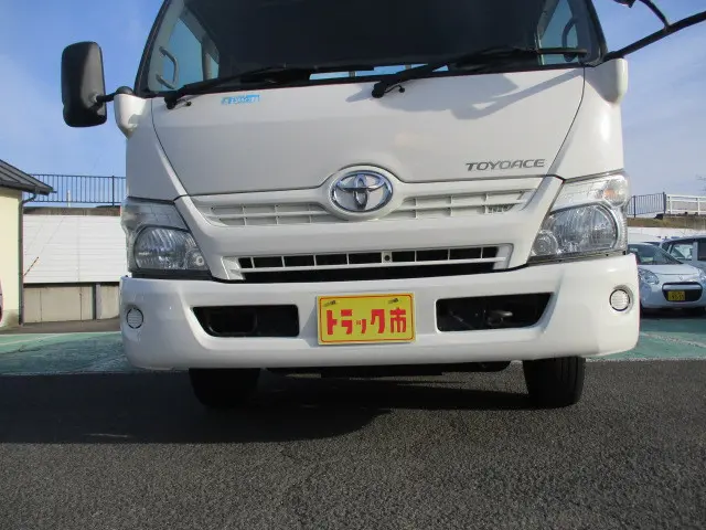 トヨタ トヨエース SKG-XZC710(2WD)の写真15