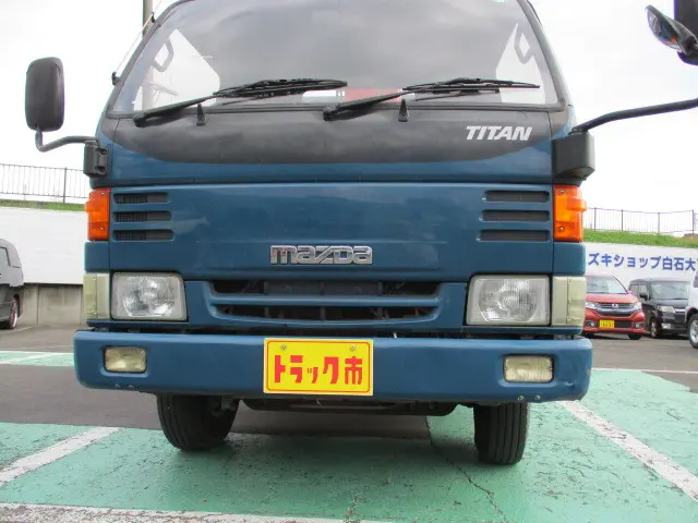マツダ タイタン KC-WG61T(2WD)の写真14
