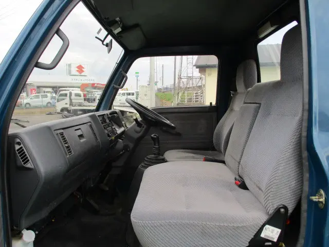 マツダ タイタン KC-WG61T(2WD)の写真32