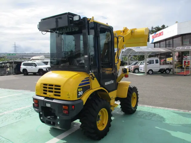 KOMATSU ホイールローダー WA30-6EO WA30-6EO の写真6