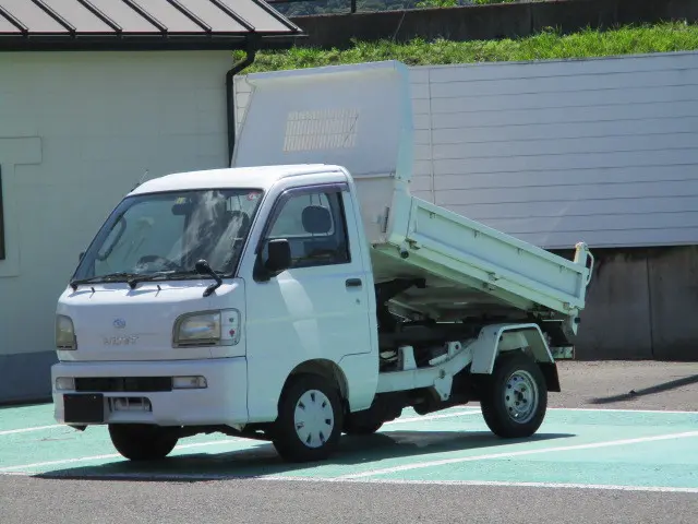 ダイハツ ハイゼットトラック GD-S210P(4WD)の写真1