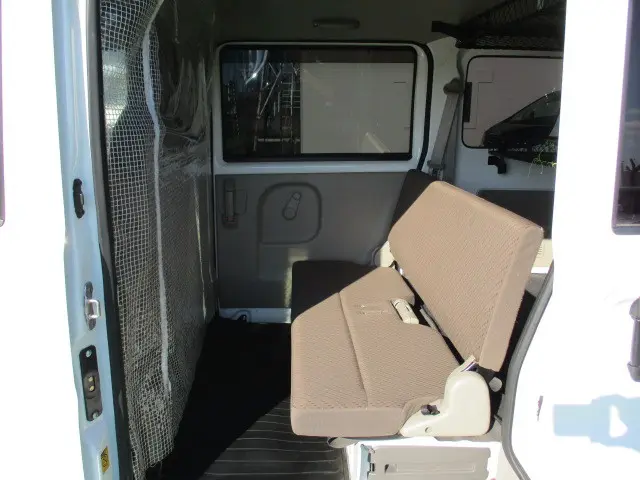 スズキ エブリイ HBD-DA17V(4WD)の写真19
