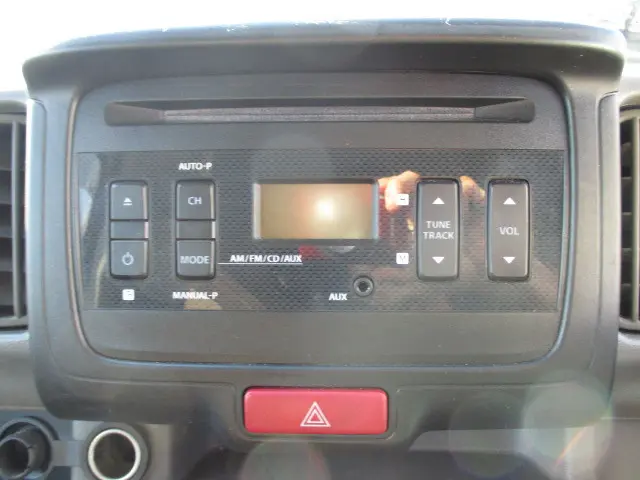 スズキ エブリイ HBD-DA17V(4WD)の写真30