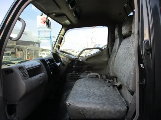 トヨタ ダイナ BDG-XZU304A(2WD)の写真39