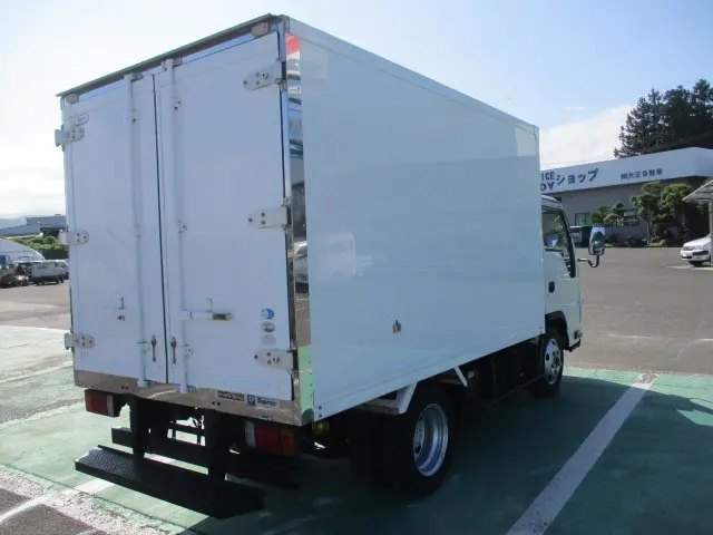 いすゞ エルフ BKG-NJS85AN(4WD)の写真7