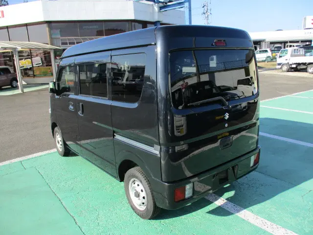 スズキ エブリイ HBD-DA17V(4WD)の写真8