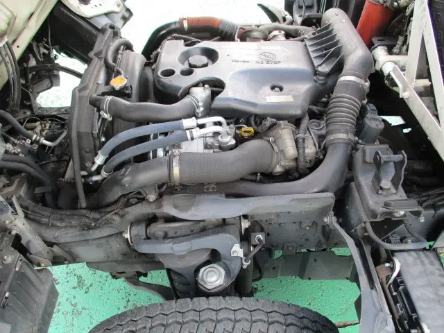 いすゞ エルフ BKG-NKR85AN(2WD)の写真14