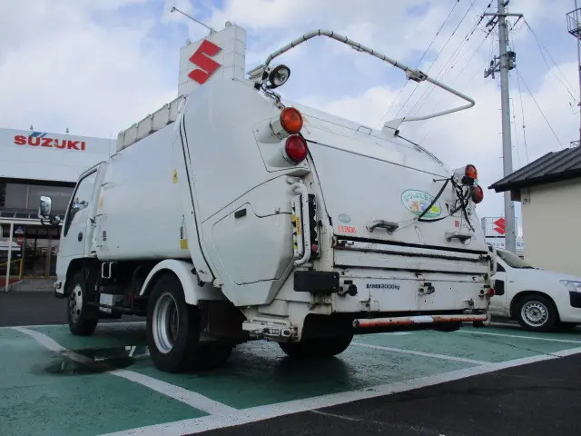 いすゞ エルフ BKG-NKR85AN(2WD)の写真18