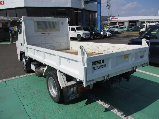 いすゞ エルフ KK-NKR71ED(2WD)の写真13
