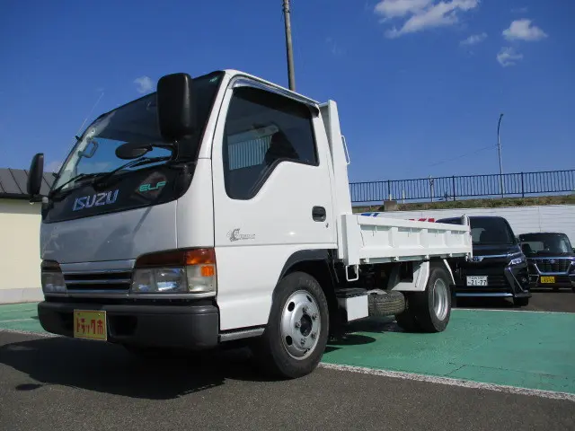 いすゞ エルフ KK-NKR71ED(2WD)の写真16