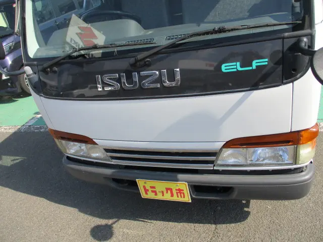 いすゞ エルフ KK-NKR71ED(2WD)の写真18