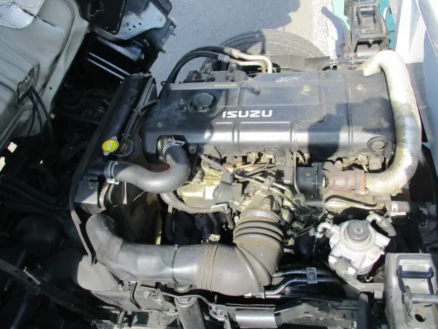 いすゞ エルフ KK-NKR71ED(2WD)の写真19