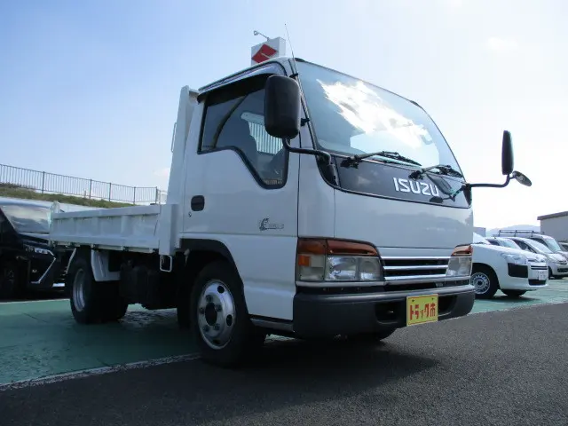 いすゞ エルフ KK-NKR71ED(2WD)の写真22