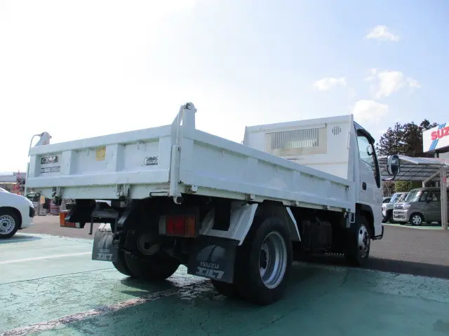 いすゞ エルフ KK-NKR71ED(2WD)の写真23