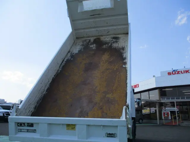 いすゞ エルフ KK-NKR71ED(2WD)の写真40