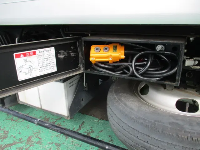 いすゞ エルフ TKG-	NLR85AN(2WD)の写真32