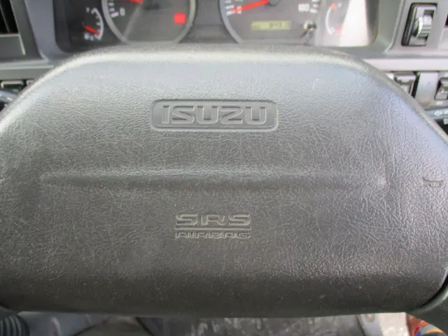 いすゞ エルフ TKG-	NLR85AN(2WD)の写真40