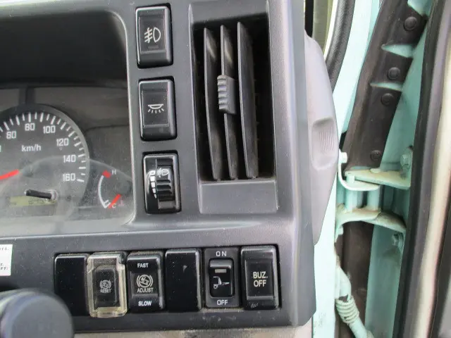 いすゞ エルフ TKG-	NLR85AN(2WD)の写真43