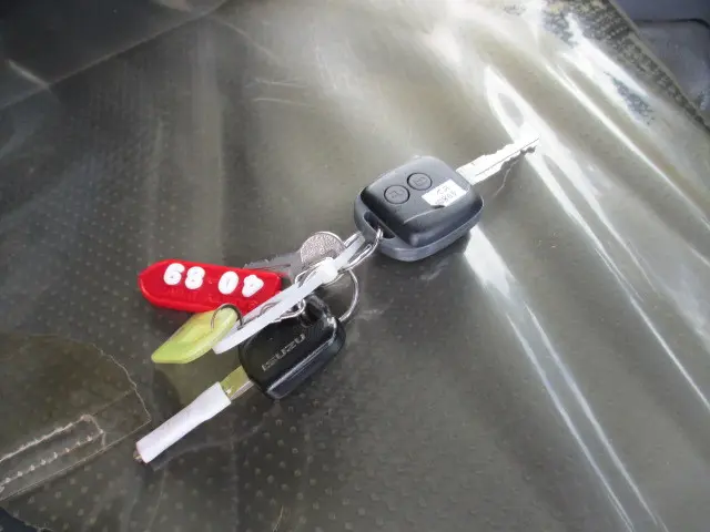 いすゞ エルフ TKG-	NLR85AN(2WD)の写真48