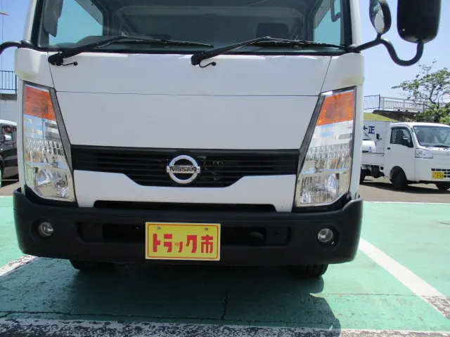 日産 アトラス SDG-SZ5F24(4WD)の写真13