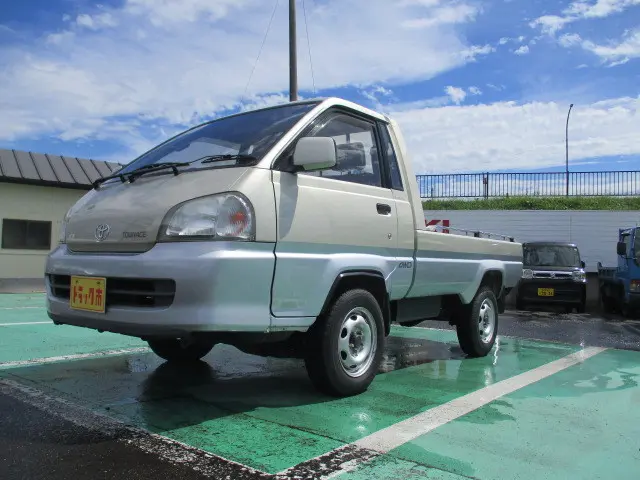 トヨタ タウンエーストラック GC-KM80(4WD)の写真11
