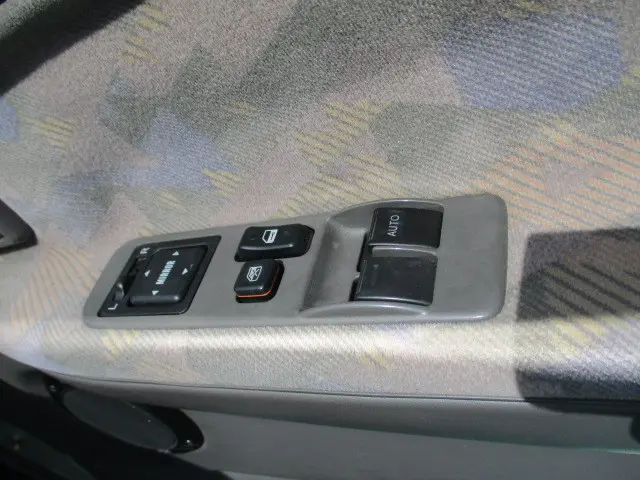 トヨタ タウンエーストラック GC-KM80(4WD)の写真27