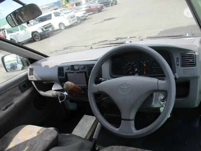 トヨタ タウンエーストラック GC-KM80(4WD)の写真29