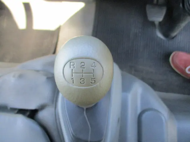 三菱 キャンターガッツ KC-FB511B(2WD)の写真27