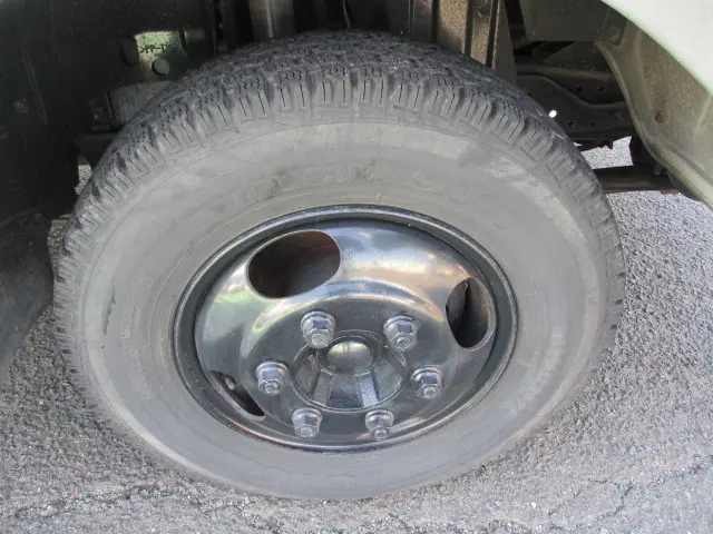 三菱 キャンターガッツ KC-FB511B(2WD)の写真31