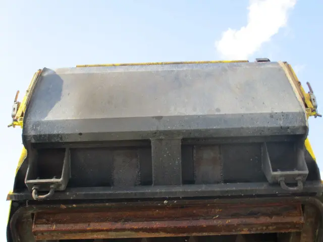 三菱 キャンター PDG-FE73D(2WD)の写真26