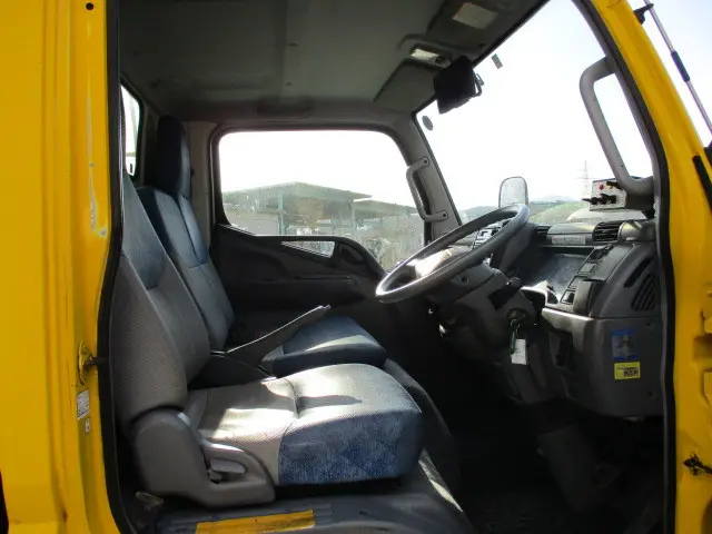 三菱 キャンター PDG-FE73D(2WD)の写真36