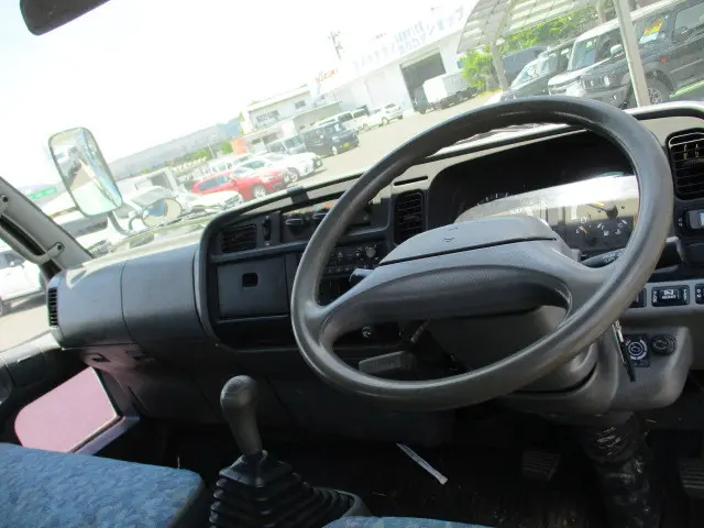 三菱 キャンター KK-FG63EE(4WD)の写真40