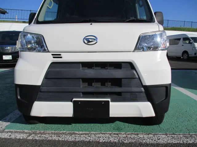 ダイハツ ハイゼットバン EBD-S331V(4WD)の写真12