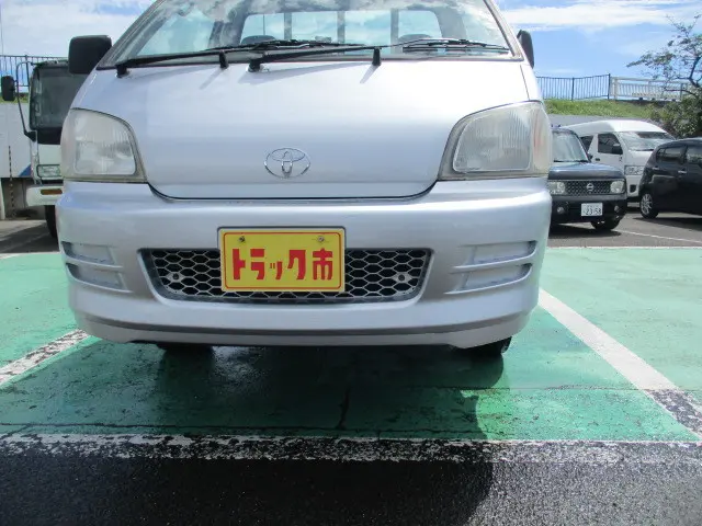 トヨタ ライトエーストラック GC-KM80(4WD)の写真12