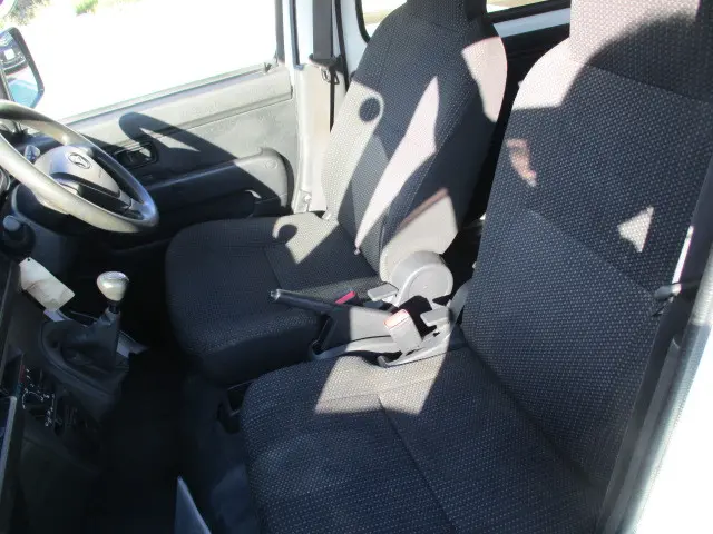 ダイハツ ハイゼットバン EBD-S331V(4WD)の写真19