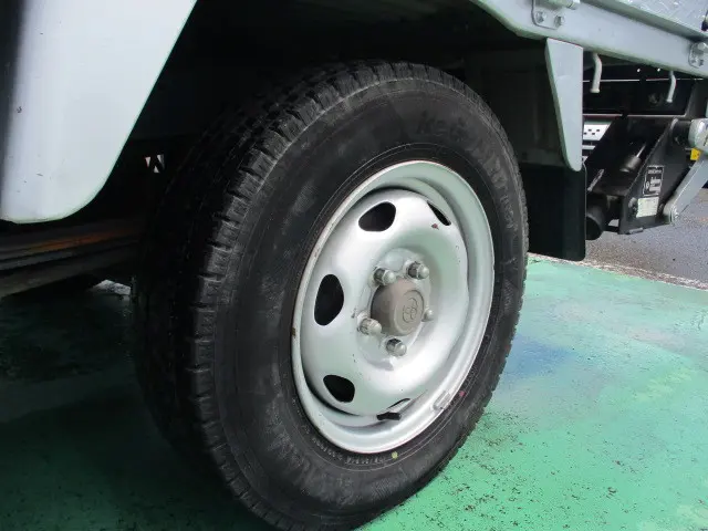 トヨタ ライトエーストラック GC-KM80(4WD)の写真19