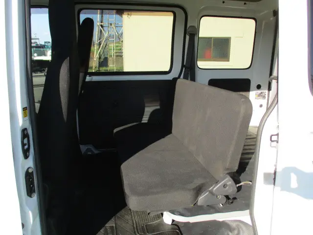 ダイハツ ハイゼットバン EBD-S331V(4WD)の写真20