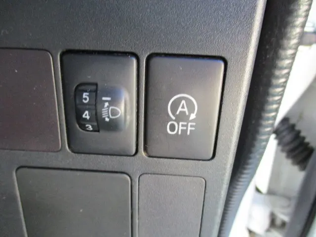 ダイハツ ハイゼットバン EBD-S331V(4WD)の写真28