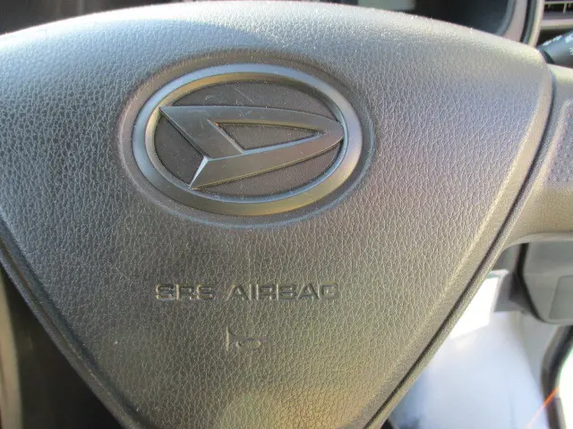 ダイハツ ハイゼットバン EBD-S331V(4WD)の写真29