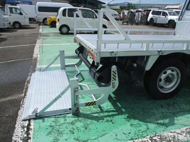 トヨタ ライトエーストラック GC-KM80(4WD)の写真29