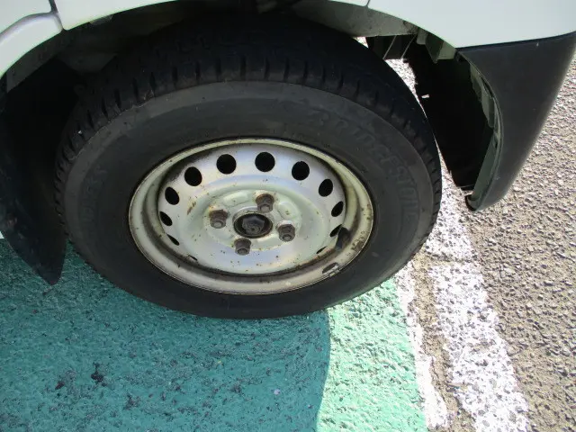 ダイハツ ハイゼットバン EBD-S331V(4WD)の写真37