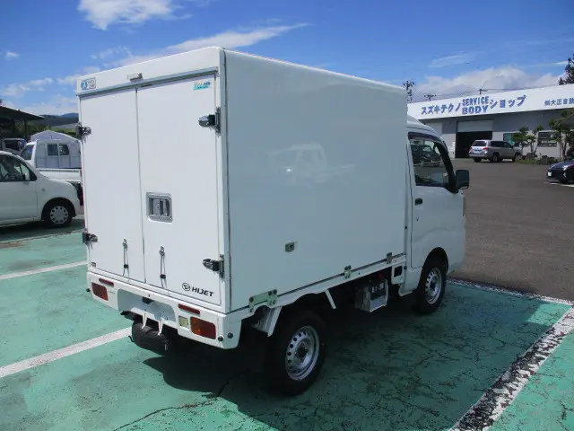 ダイハツ ハイゼットトラック EBD-S510P(4WD)の写真6