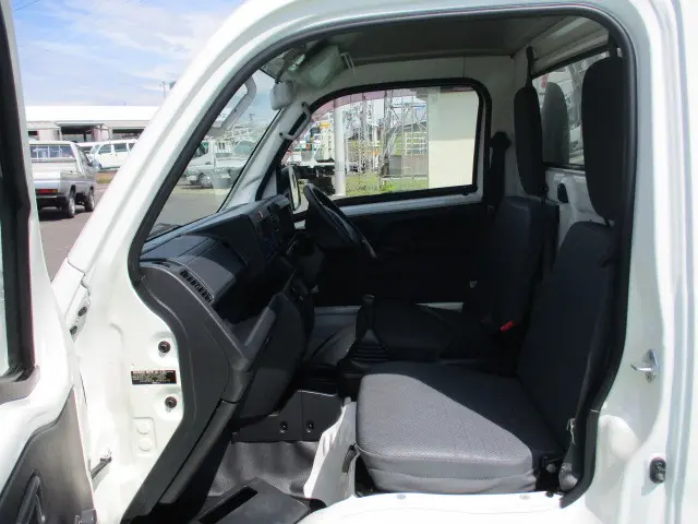 ダイハツ ハイゼットトラック EBD-S510P(4WD)の写真26