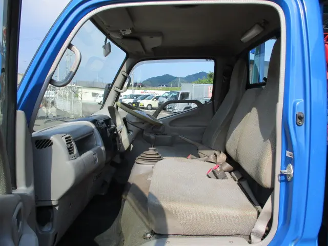 日野 デュトロ KK-XZU307M(2WD)の写真30