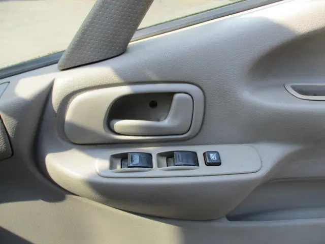 日野 デュトロ KK-XZU307M(2WD)の写真32