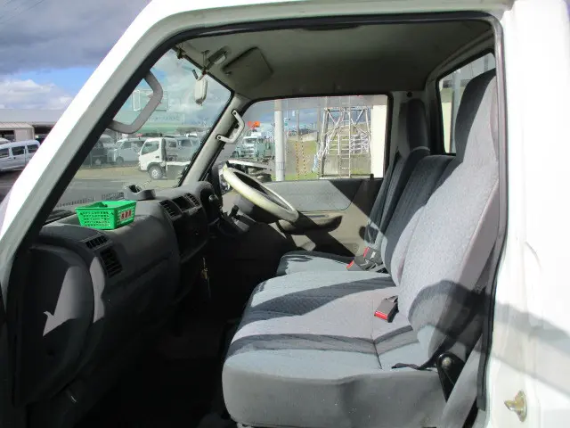 マツダ ボンゴブローニィトラック KG-SK54T(2WD)の写真19