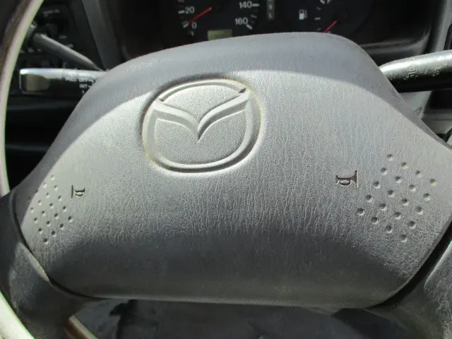 マツダ ボンゴブローニィトラック KG-SK54T(2WD)の写真25